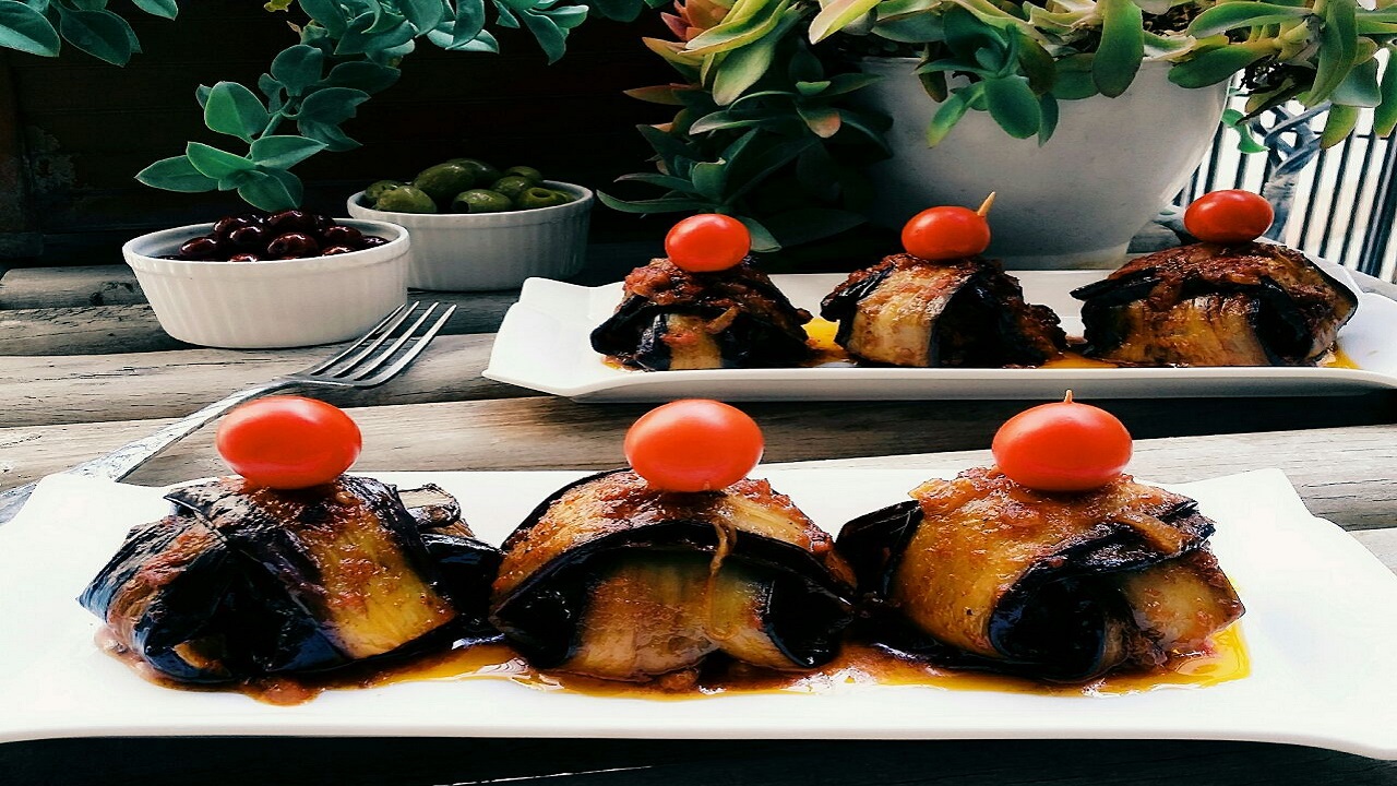 طرز تهیه بادمجان بقچه