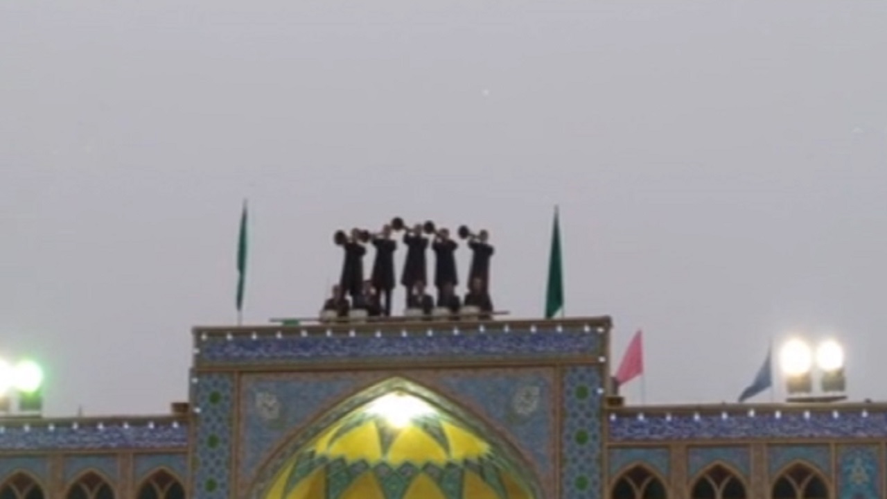 نقاره&zwnj;زنی در حرم مطهر حضرت محمد هلال بن علی (ع) + فیلم