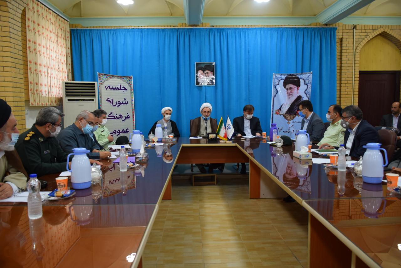 مسئولان اولویت خود را فرهنگ جامعه قرار دهند