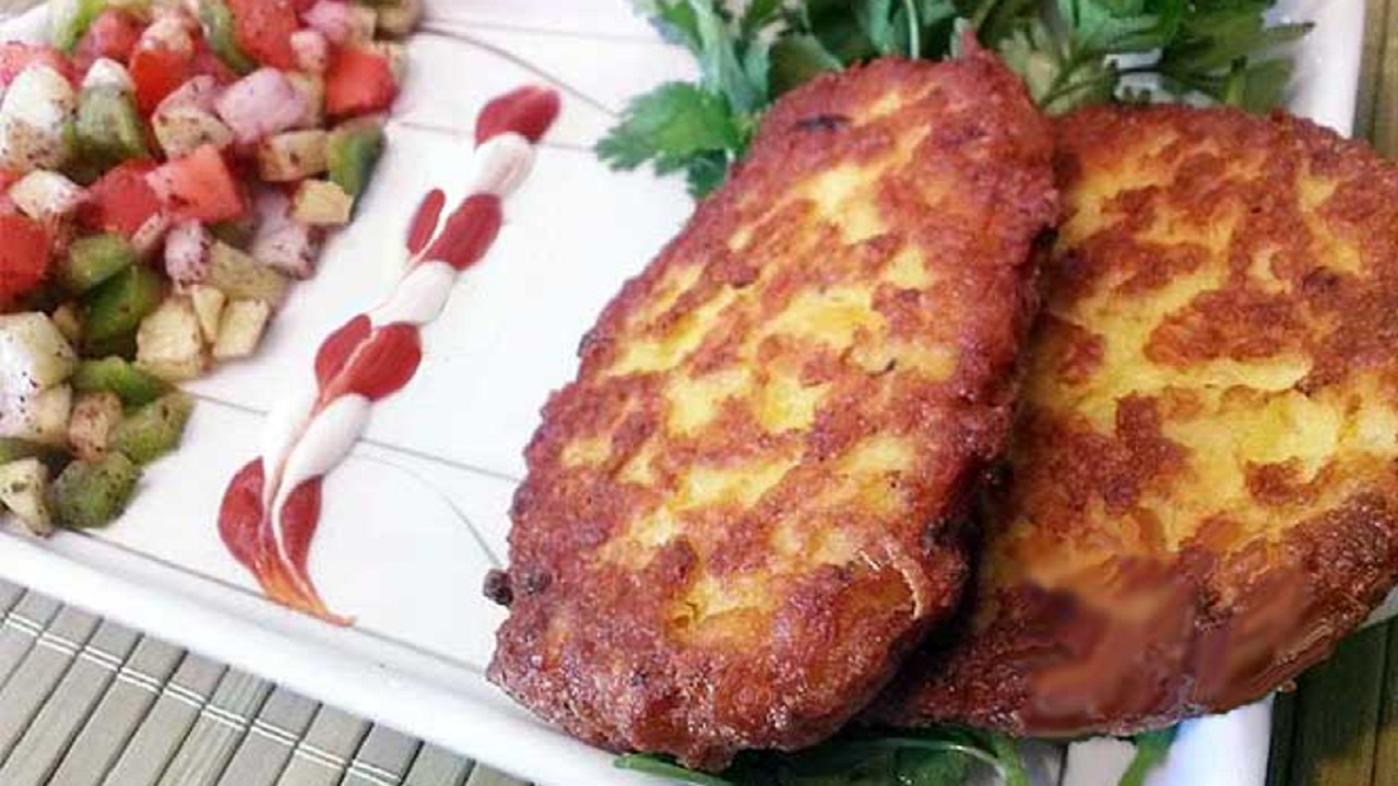 طرز تهیه کوکو سیب زمینی زرد مجلسی