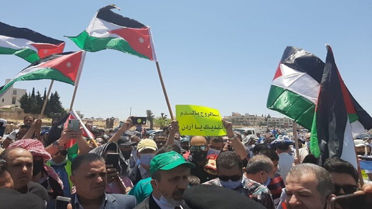 تحصن مخالفان طرح الحاق در مقابل سفارت آمریکا در اردن