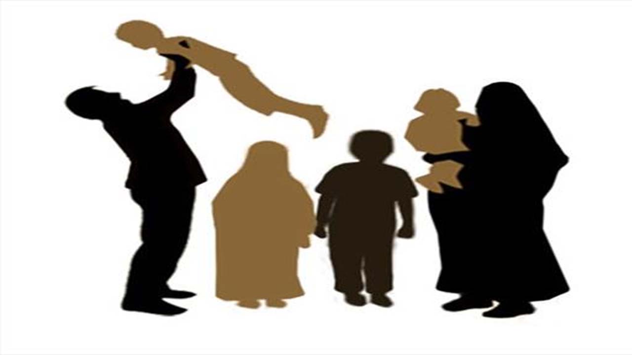 فرق گذاشتن والدین در کمک مالی بدون توجیه بین فرزندان چه حکمی دارد؟