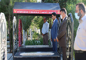 غبارروبی و عطرافشانی مزار شهدا در مهاباد