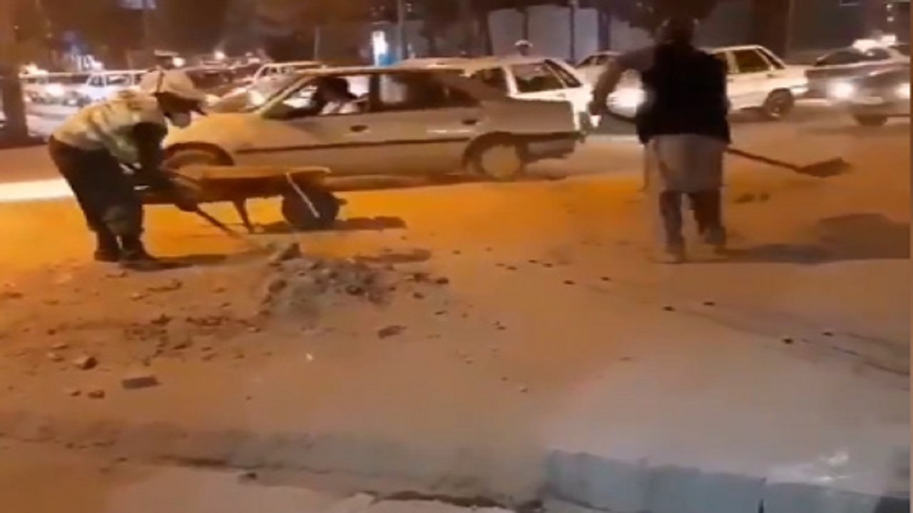 اقدام زیبای مأموران راهنمایی و رانندگی در زاهدان + فیلم