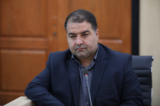 پلاک کوبی و شناسنامه دار کردن درختان منطقه ۲