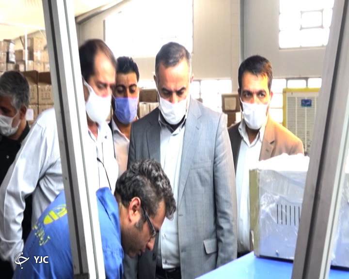 بازدید دادستان شیراز از دو واحد تولیدی در شهرک صنعتی شیراز