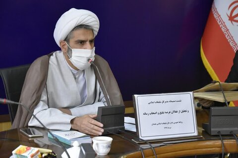 در حوزه فرهنگی همه صاحب&zwnj;نظرند اما در عمل دغدغه مندی وجود ندارد