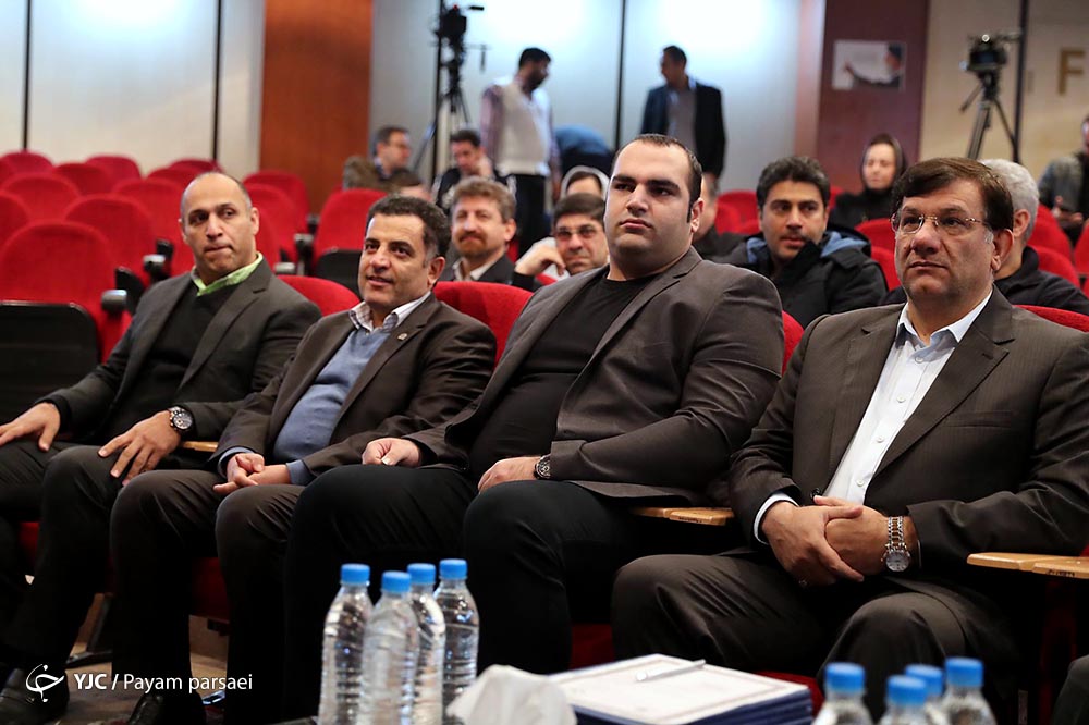 بهداد سلیمی در فدراسیون وزنه‌برداری سمت گرفت