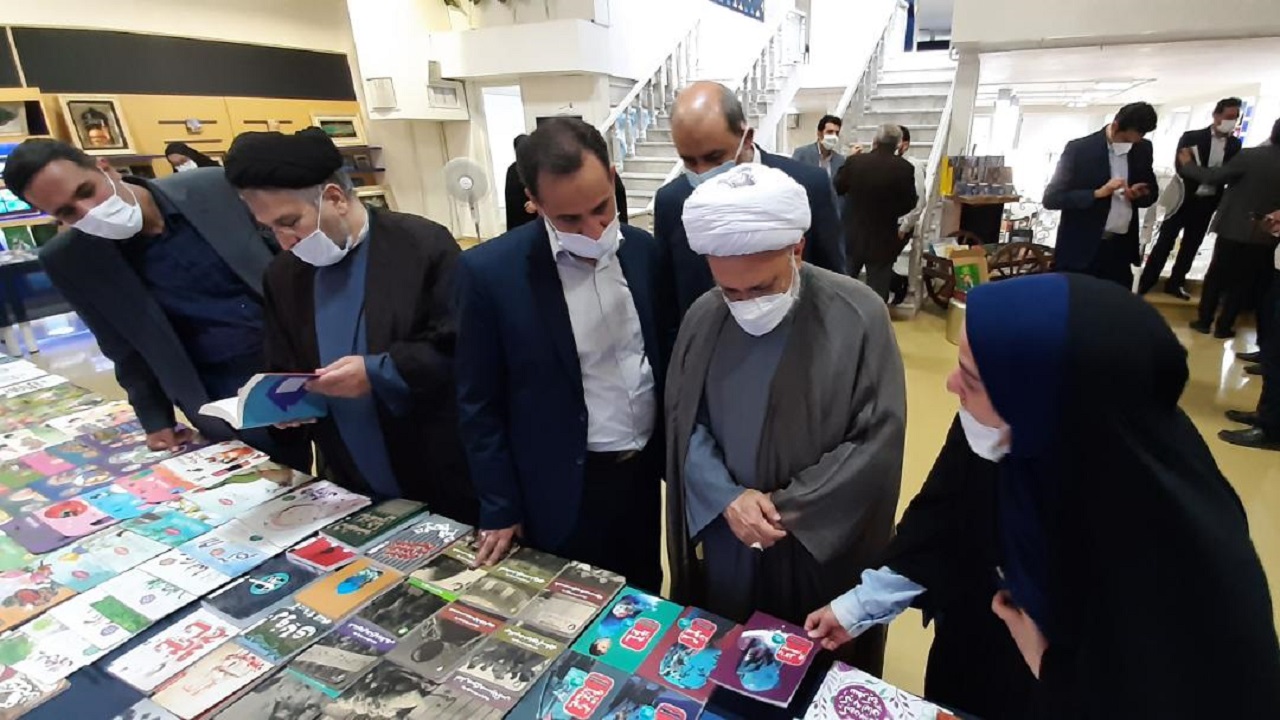 موزه های حرم امام رضا (ع)، مکان مناسبی برای عرضه فرهنگ به دنیاست