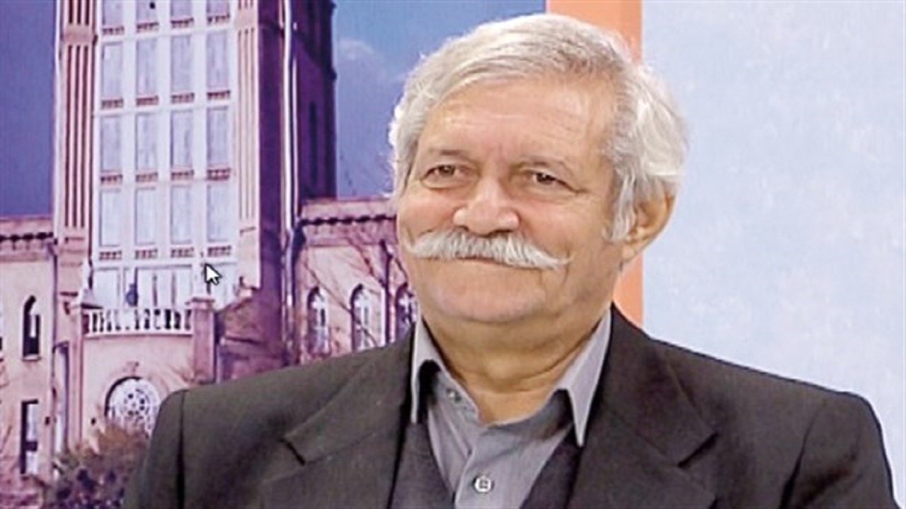 از عشق گذشته دیوانه بازیگریم