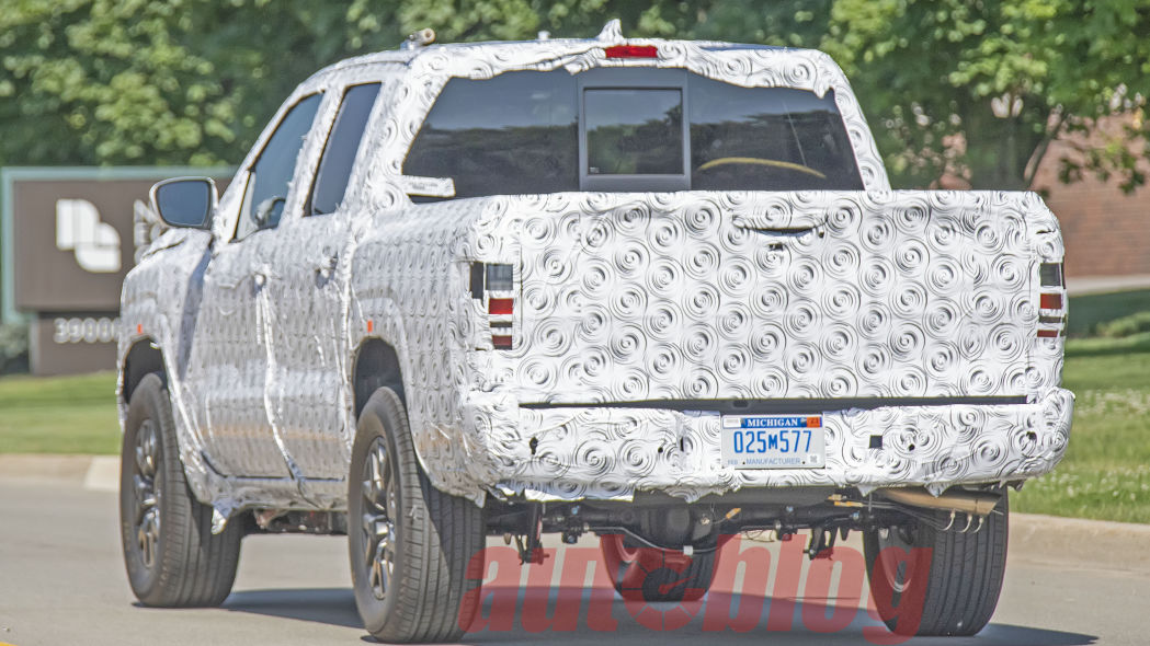 مشخصات خودروی Nissan Frontier