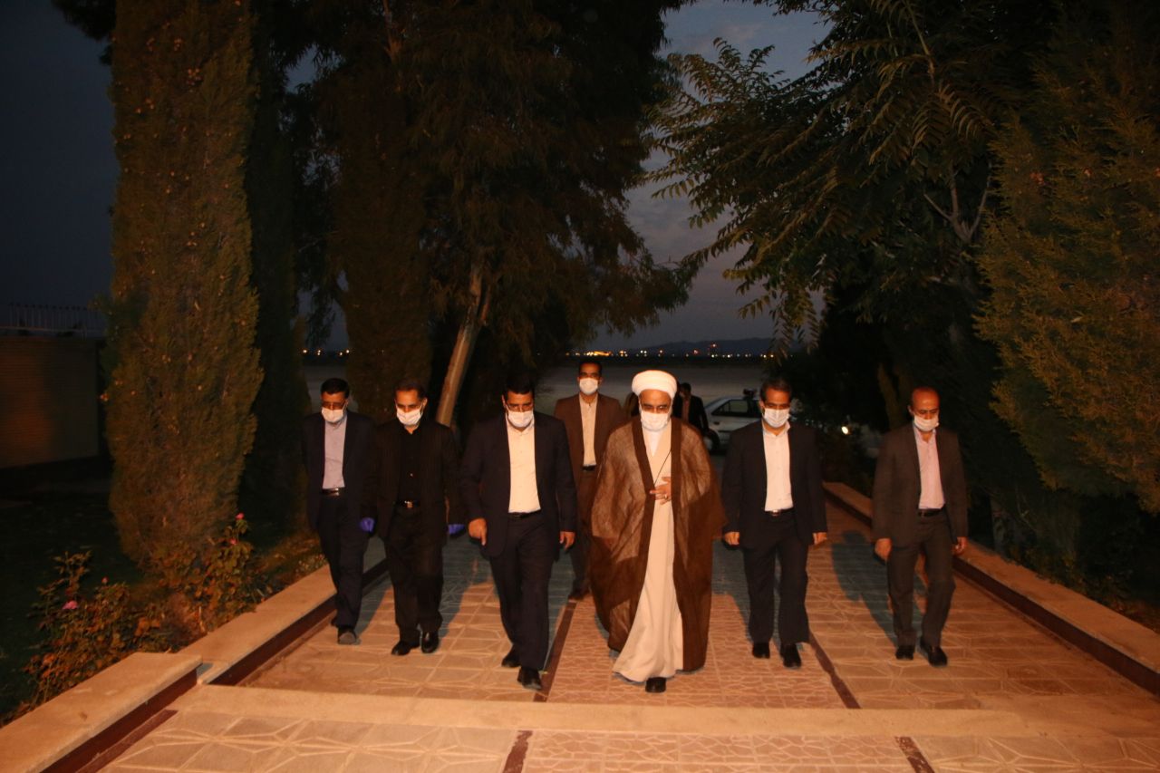 معاون حقوقی قوه قضاییه وارد کرمان شد