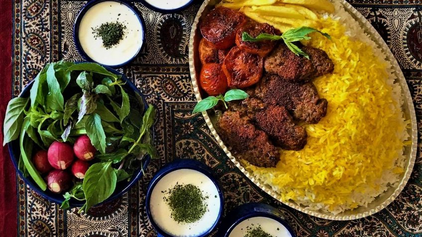 طرز تهیه کباب تابه&zwnj;ای در فر