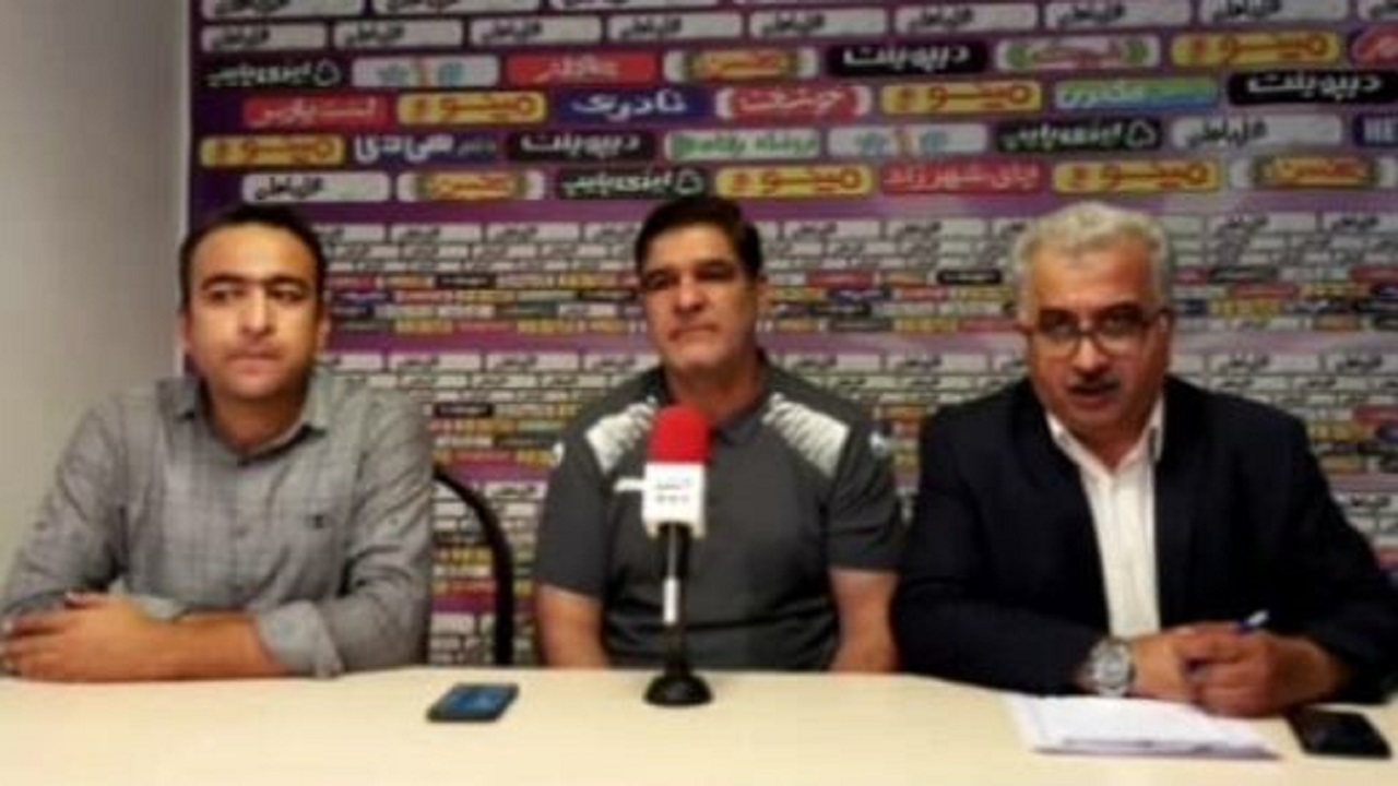 سرمربی ماشین سازی: مقابل پرسپولیس منطقی بازی می‌کنیم