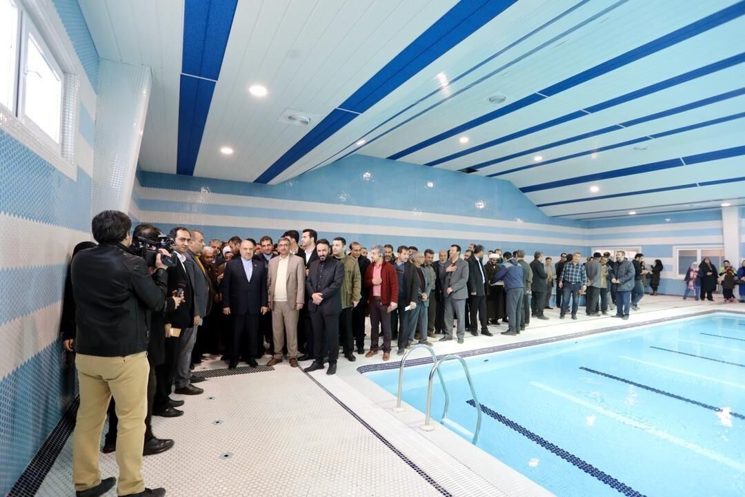 استخر اسدآباد نشتی کرد