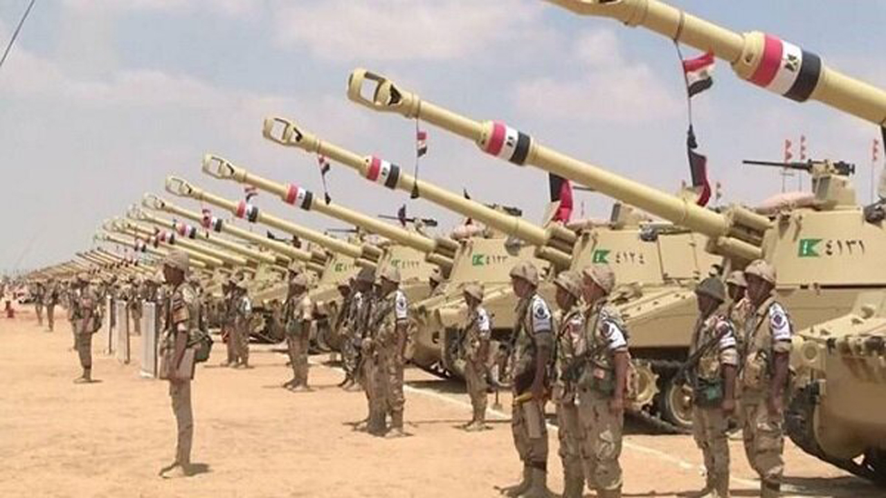 آغاز مانور نظامی مصر در نزدیکی مرز‌های لیبی
