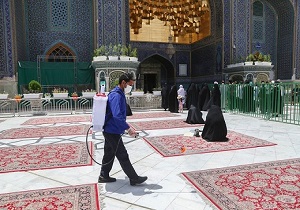 صحن‌های حرم مطهر حضرت معصومه (س) مفروش شدند