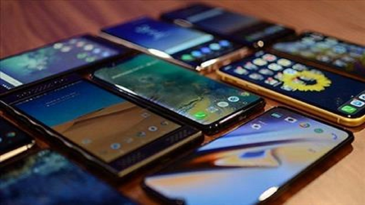 "ممنوعیت واردات تلفن همراه بالای۳۰۰ یورو"، خبری به کام دلالان