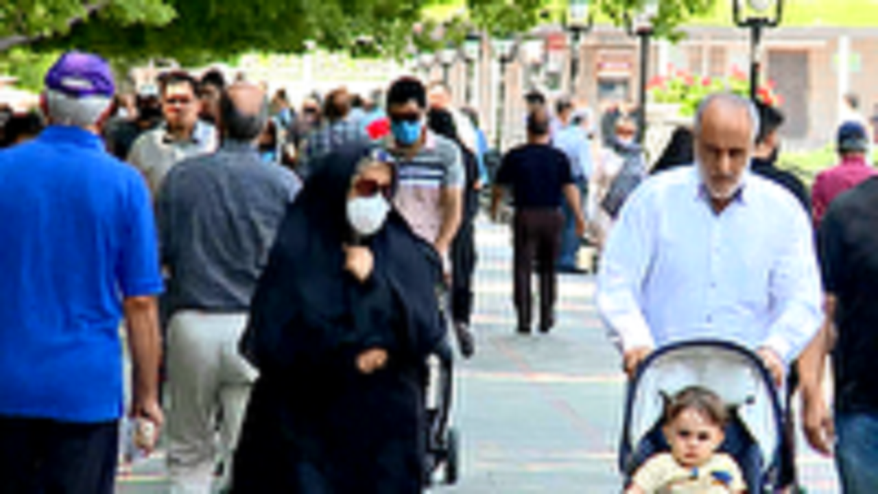 زمانی برای ماسک زدن