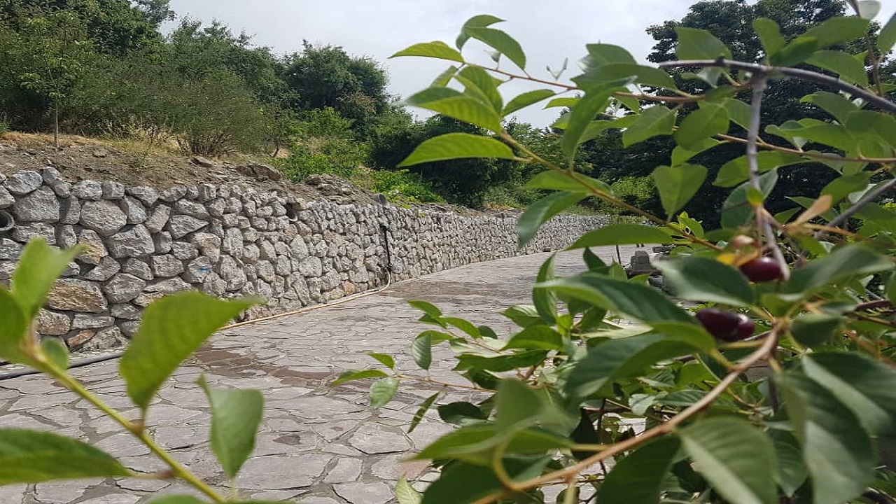 آغاز بهسازی معابر روستایی در برغان