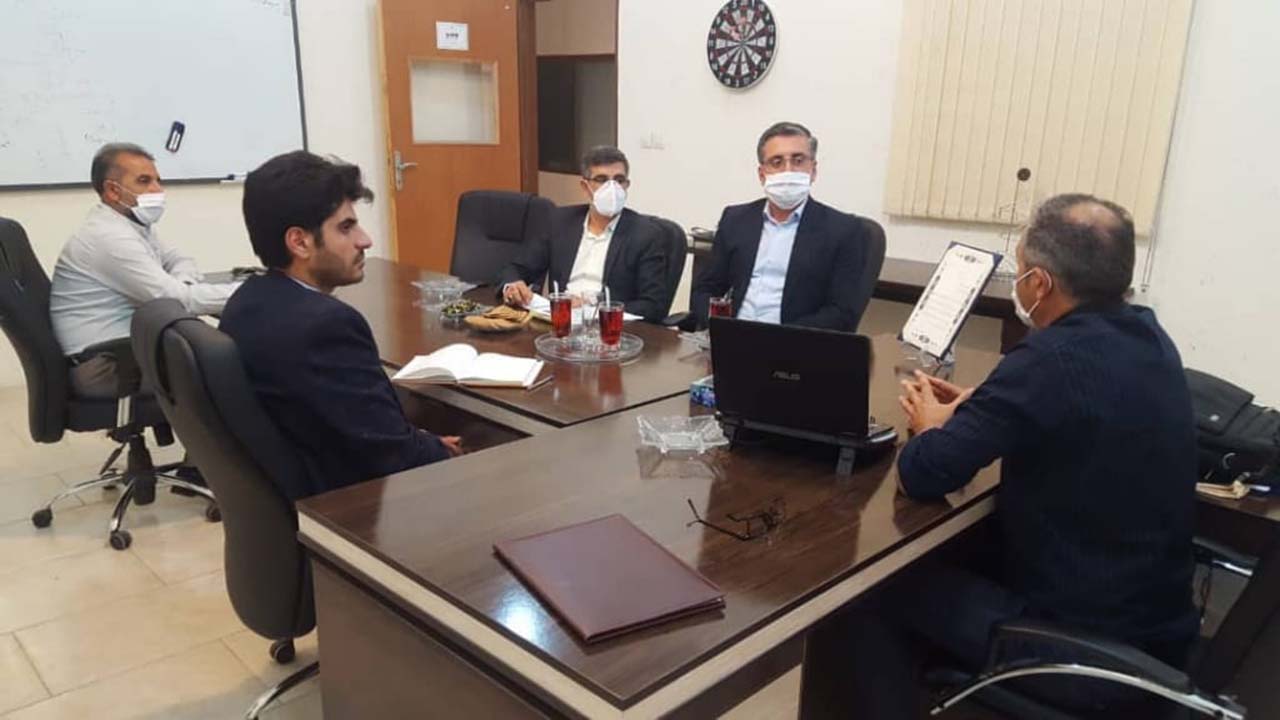 معرفی اماکن گردشگری با استفاده از نرم افزار‌های پیشرفته در کازرون