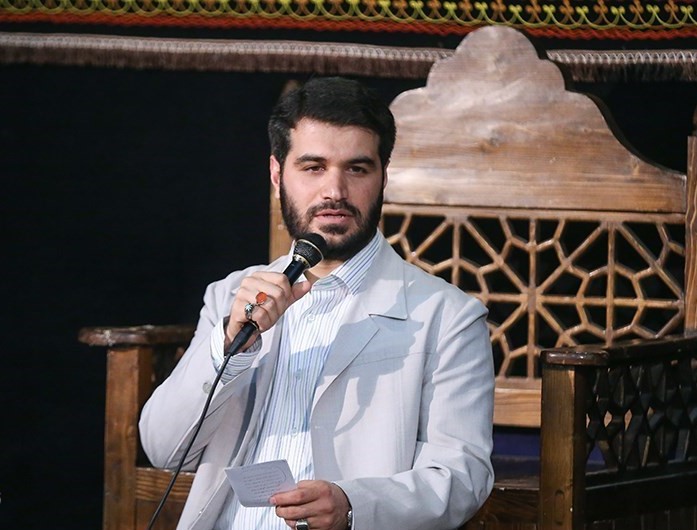 میثم مطیعی «برای دختر مومن ایرانی» خواند