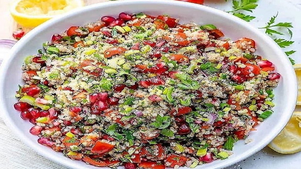 آموزش آشپزی؛ از پلمنی خمیری و خورشت هویج تبریزی تا پنکیک کالباسی و سالاد تبوله + تصاویر