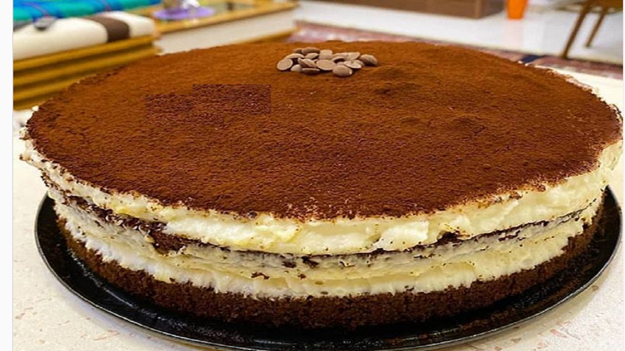 طرز تهیه کیک شکلات کرم دار پنیری