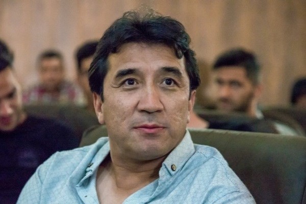 عزیزی: پرسپولیس را باید قهرمان لیگ برتر بدانیم/ کفاشیان لطف کرد به فوتبال بازگشت
