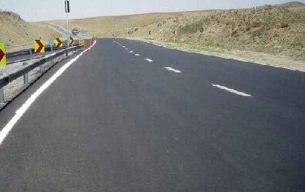 بهسازی و روکش آسفالت ۱۱ راه شریانی آذربایجان‌شرقی