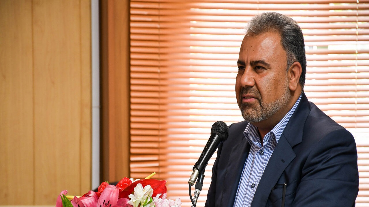 حدود ۱۲ درصد صنعت کشور در استان اصفهان فعال است