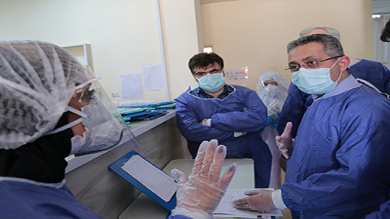 بازدید معاون وزیر بهداشت از بیمارستان‌های اختصاص یافته به کرونا در بوشهر