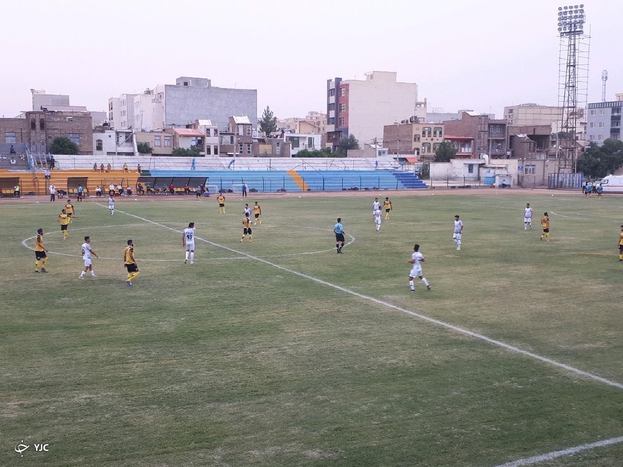 باخت ساوجی‌ها در خانه