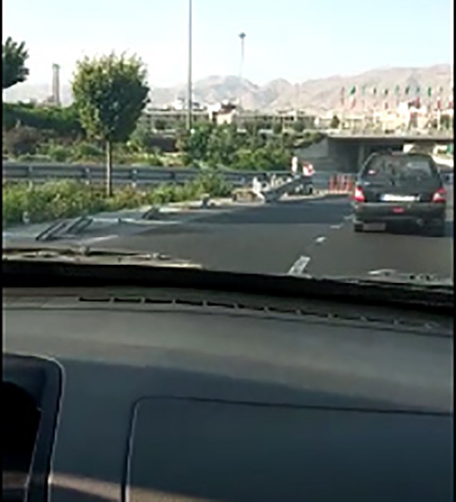 وضع نامناسب گاردریل جاده در اتوبان کرج + فیلم
