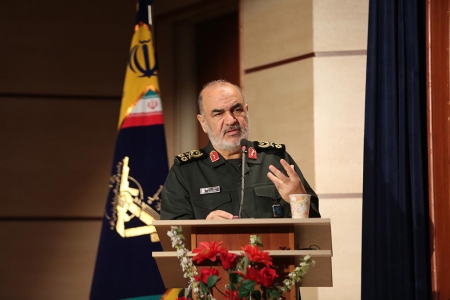 لزوم بهره‌گیری از جوانان برای تولیدات فرهنگی انقلابی
