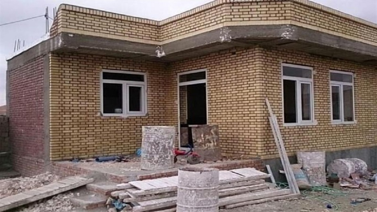بازدیدی سرزده با مصوباتی پر برکت برای مردم شهر سه قلعه