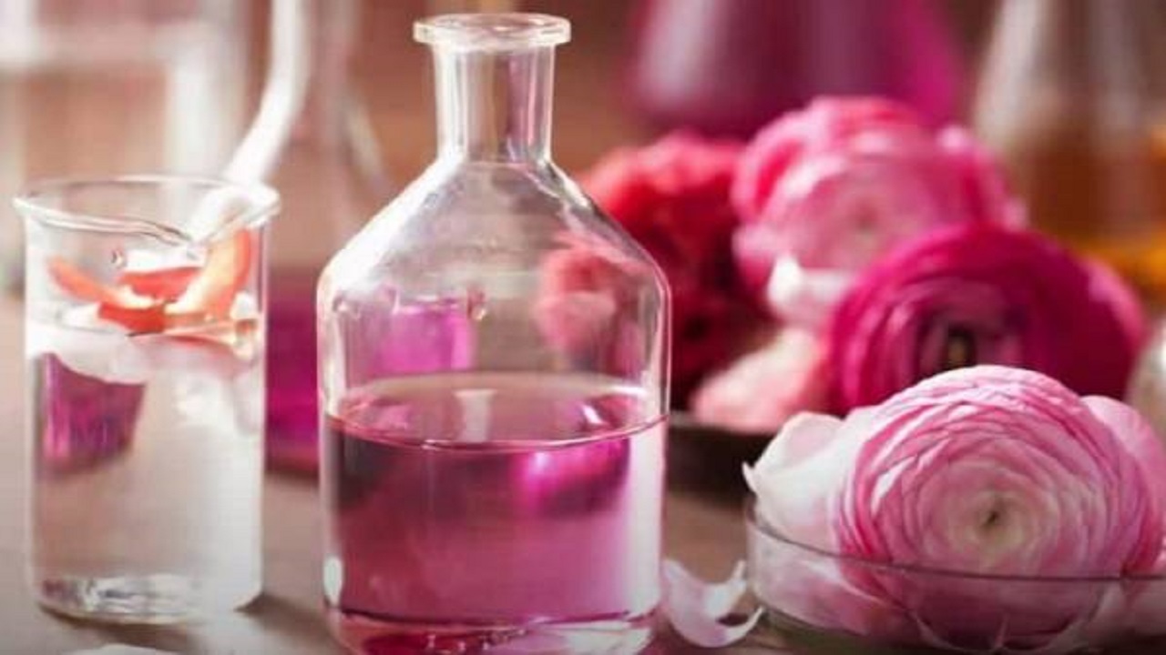 طرز تهیه “شربت گلاب زعفرانی” خانگی