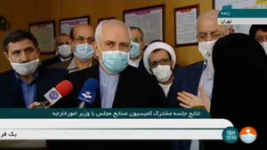تذکر خبرنگار شبکه خبر به نمایندگان مجلس برای رعایت فاصله اجتماعی در پخش زنده + فیلم