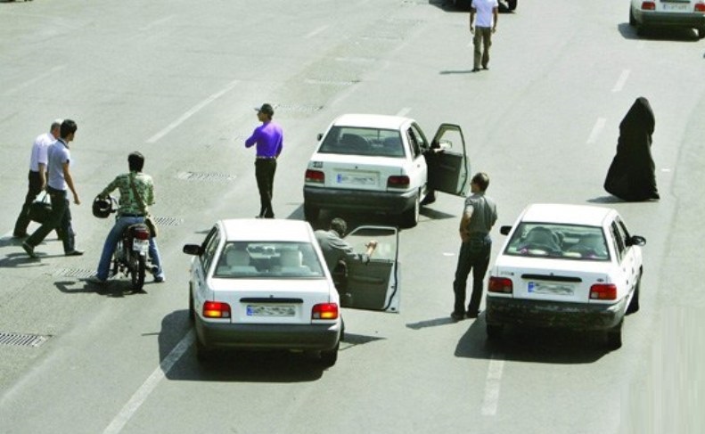 برخورد با مسافربر‌های شخصی در استان مرکزی تا اطلاع ثانوی ادامه دارد