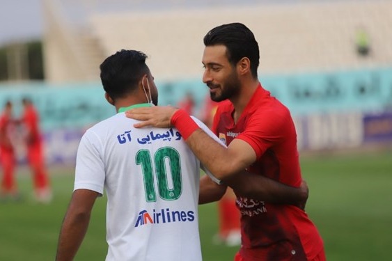 ستاره پرسپولیس به دیدار مقابل فولاد می‌رسد