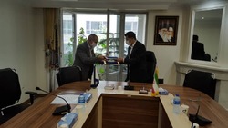بهزاد ظهیری مدیر عامل ایران ترانسفو و مدیر عامل شرکت پارس سوئیچ زنجان