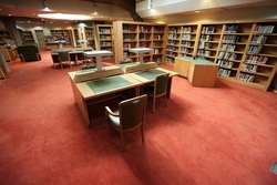 کتابخانه ملی ایران برای جلوگیری از شیوع ویروس کرونا ۱۰ روز تعطیل شد کتابخانه ملی ایران برای جلوگیری از شیوع ویروس کرونا ۱۰ روز تعطیل شد