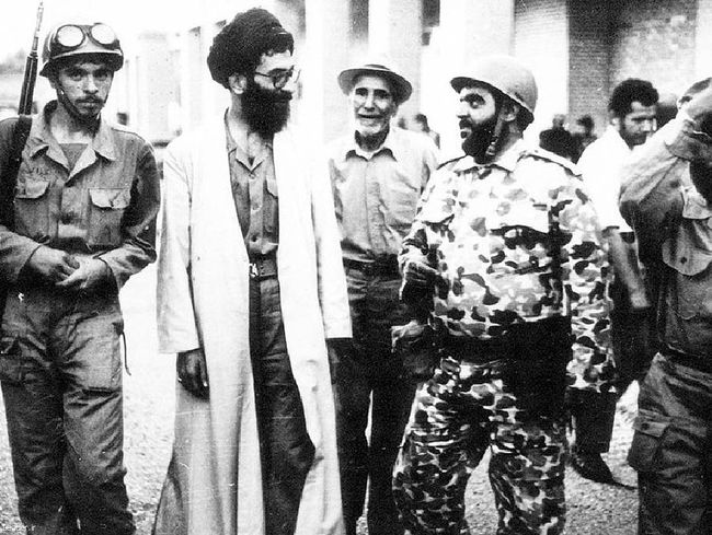 حضور رهبر انقلاب در جبهه&zwnj;های دفاع مقدس از نگاه دوربین