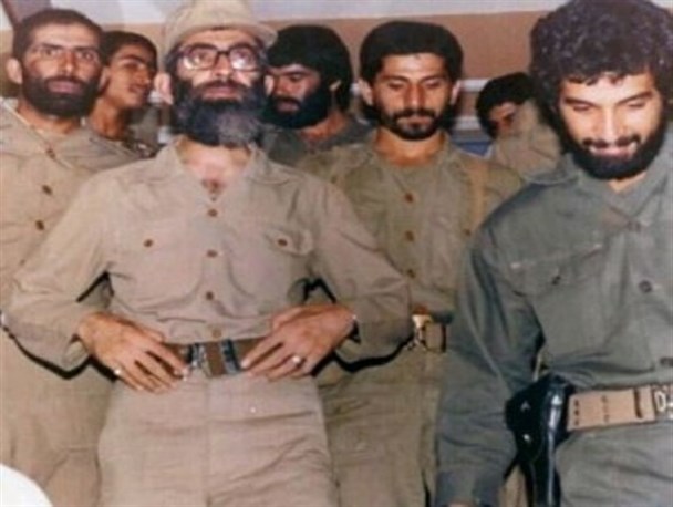 حضور رهبر انقلاب در جبهه&zwnj;های دفاع مقدس از نگاه دوربین