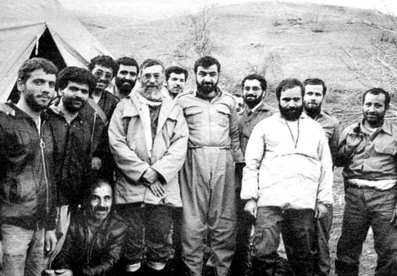 حضور رهبر انقلاب در جبهه&zwnj;های دفاع مقدس از نگاه دوربین