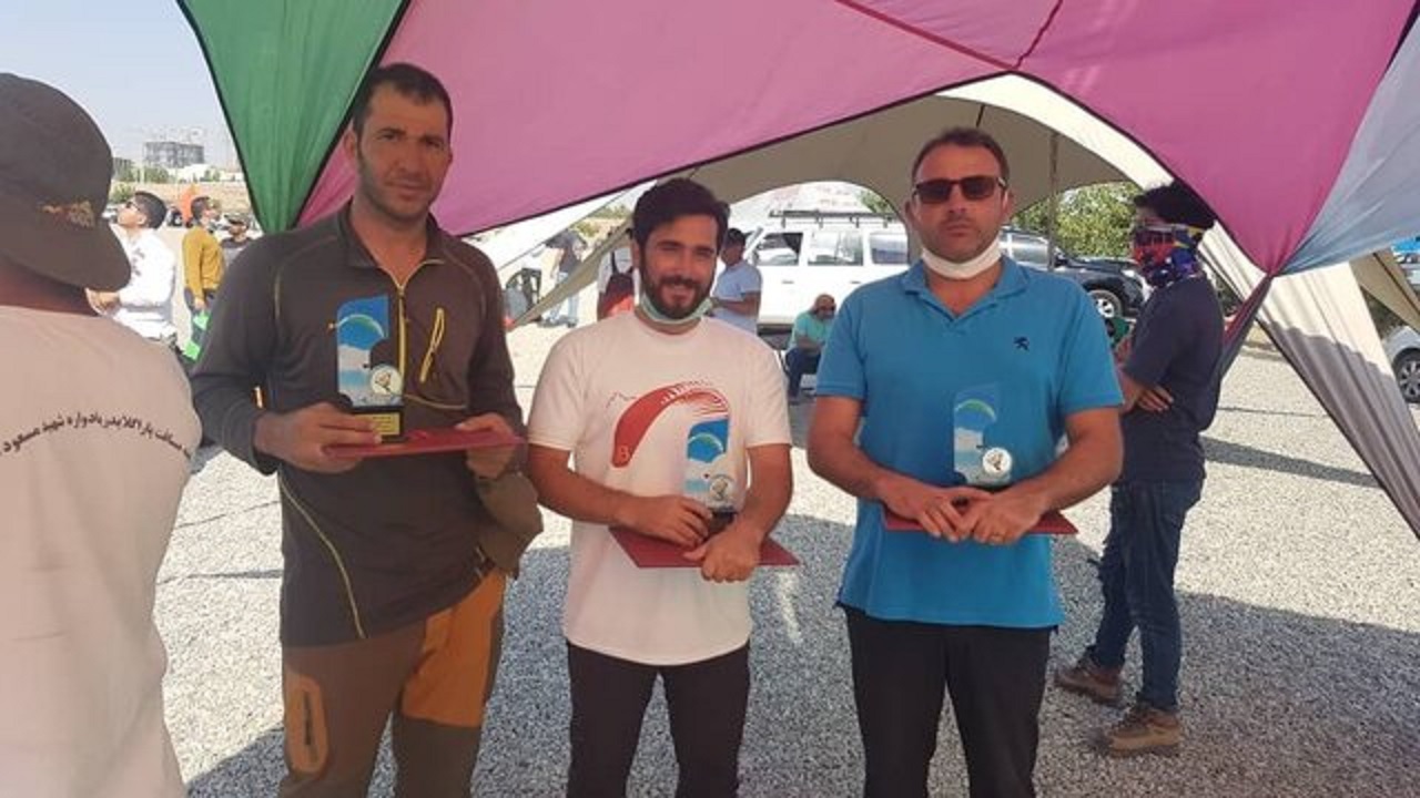 درخشش پاراگلایدر سوار تبریزی در مسابقات قهرمانی کشور