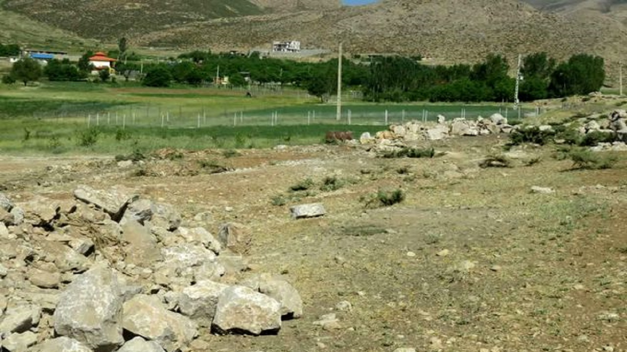 اجرای حکم قلع و قمع دیوار کشی غیر مجاز در کوهرنگ