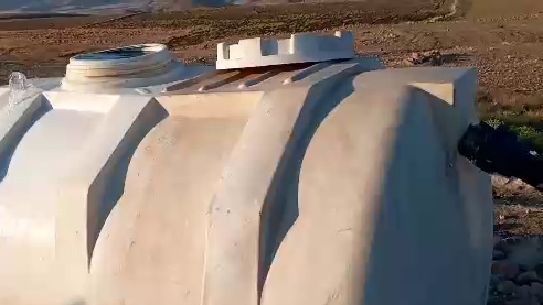 وضع نامناسب منبع آب در روستای برآفتاب گلین + فیلم