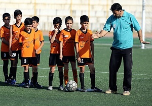 فعالیت مدارس فوتبال در شهر‌های دارای وضعیت قرمز اردبیل ممنوع شد