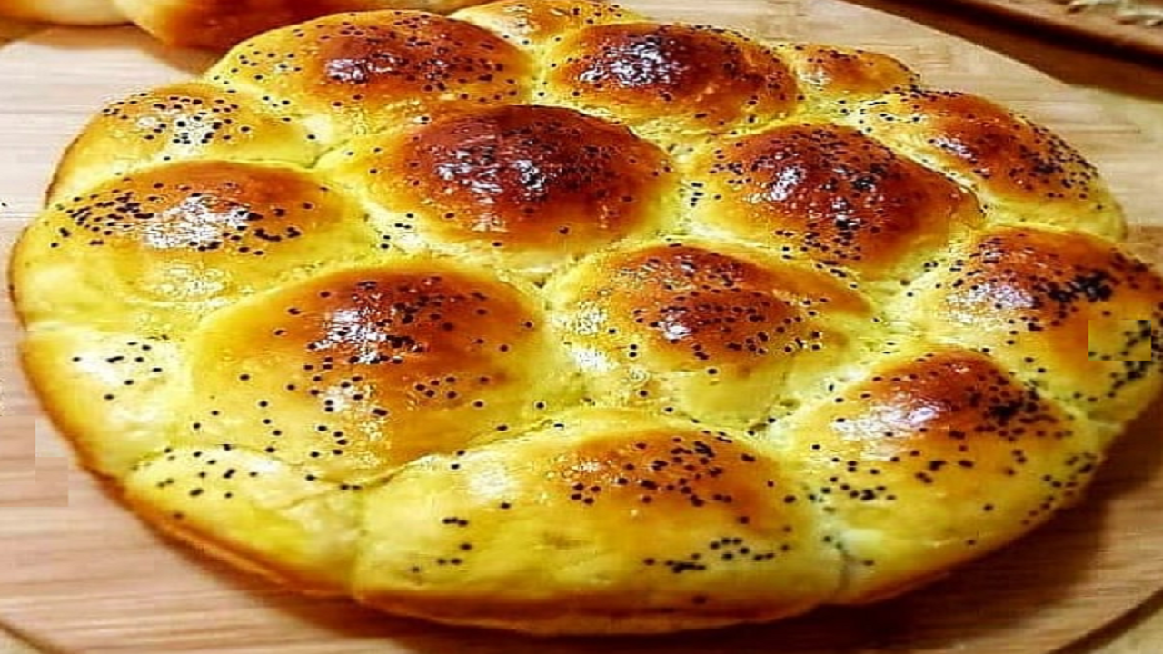 آموزش آشپزی؛ از کوکوی ۳ رنگ و کباب لقمه ترکیه&zwnj;ای تا شربت پنیرک و کیک چوبی + تصاویر